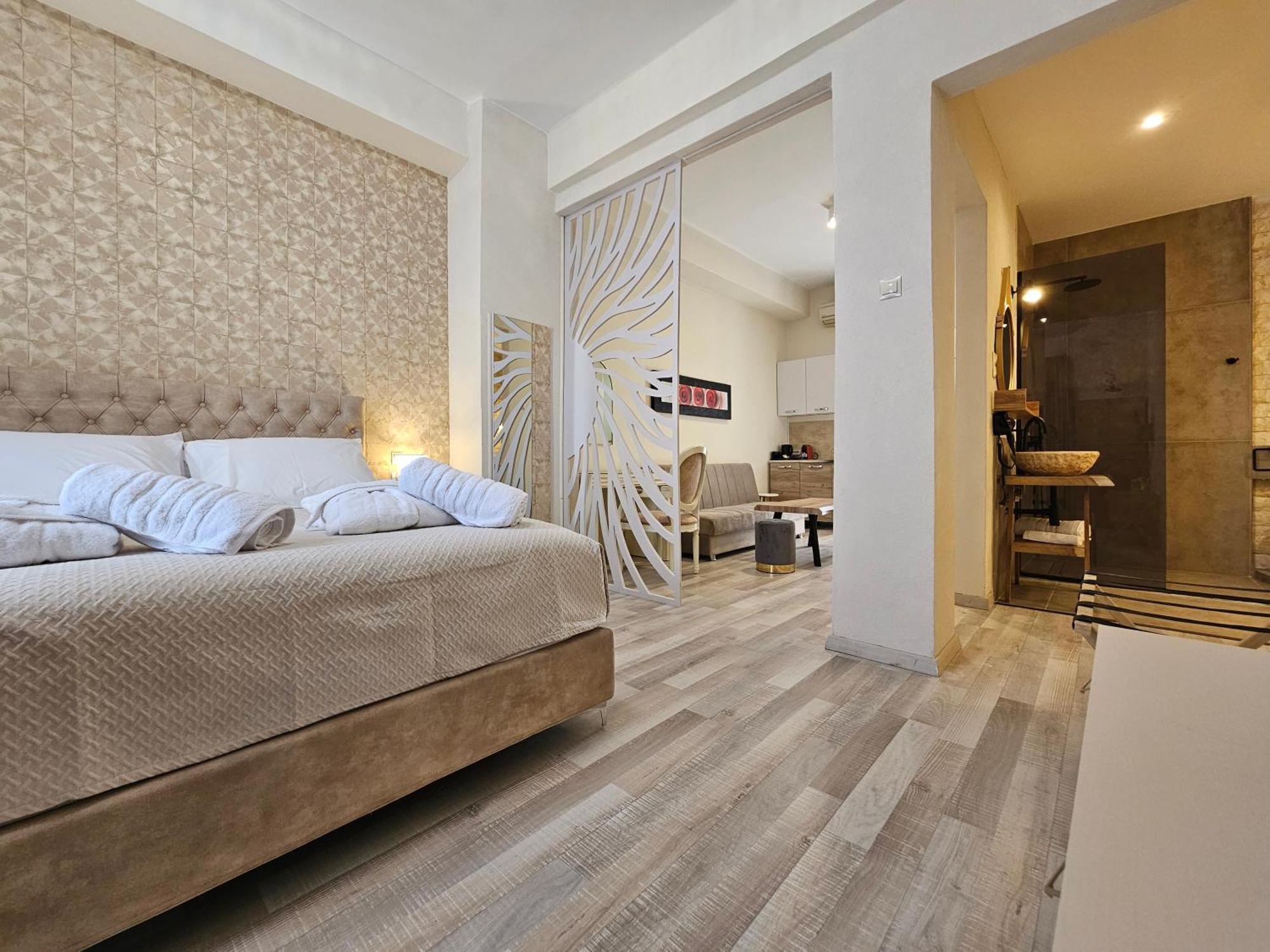 Golden City Center Suites Родос Экстерьер фото