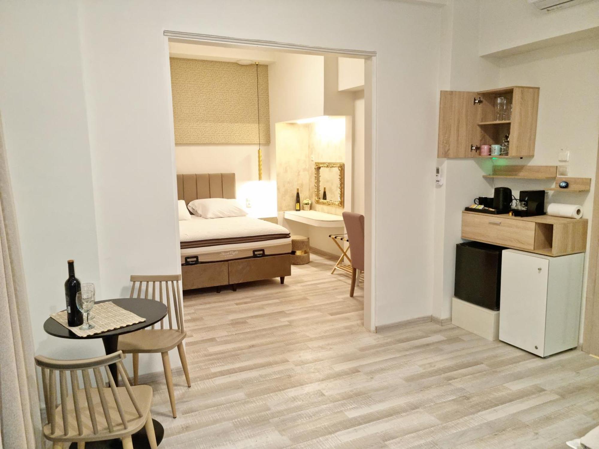 Golden City Center Suites Родос Экстерьер фото