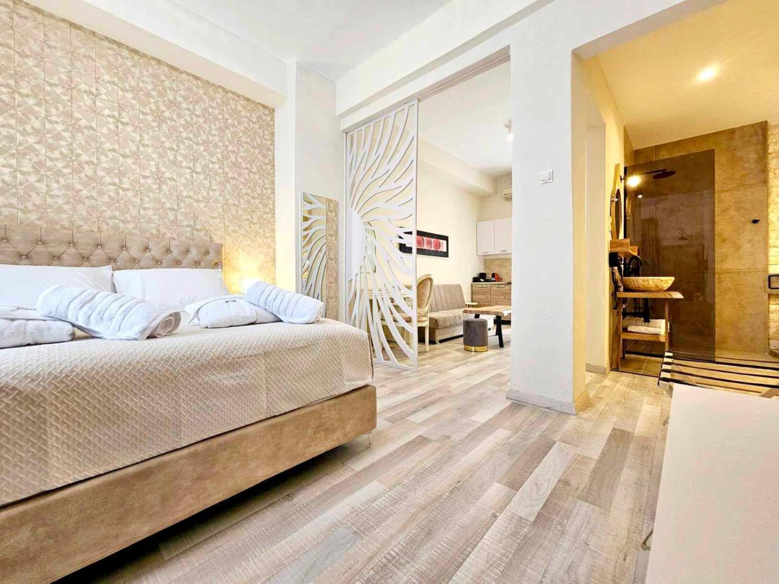 Golden City Center Suites Родос Экстерьер фото